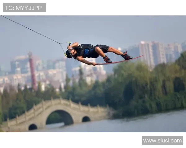 成都极限运动队勇闯马拉松大满贯的奋斗与突破之路